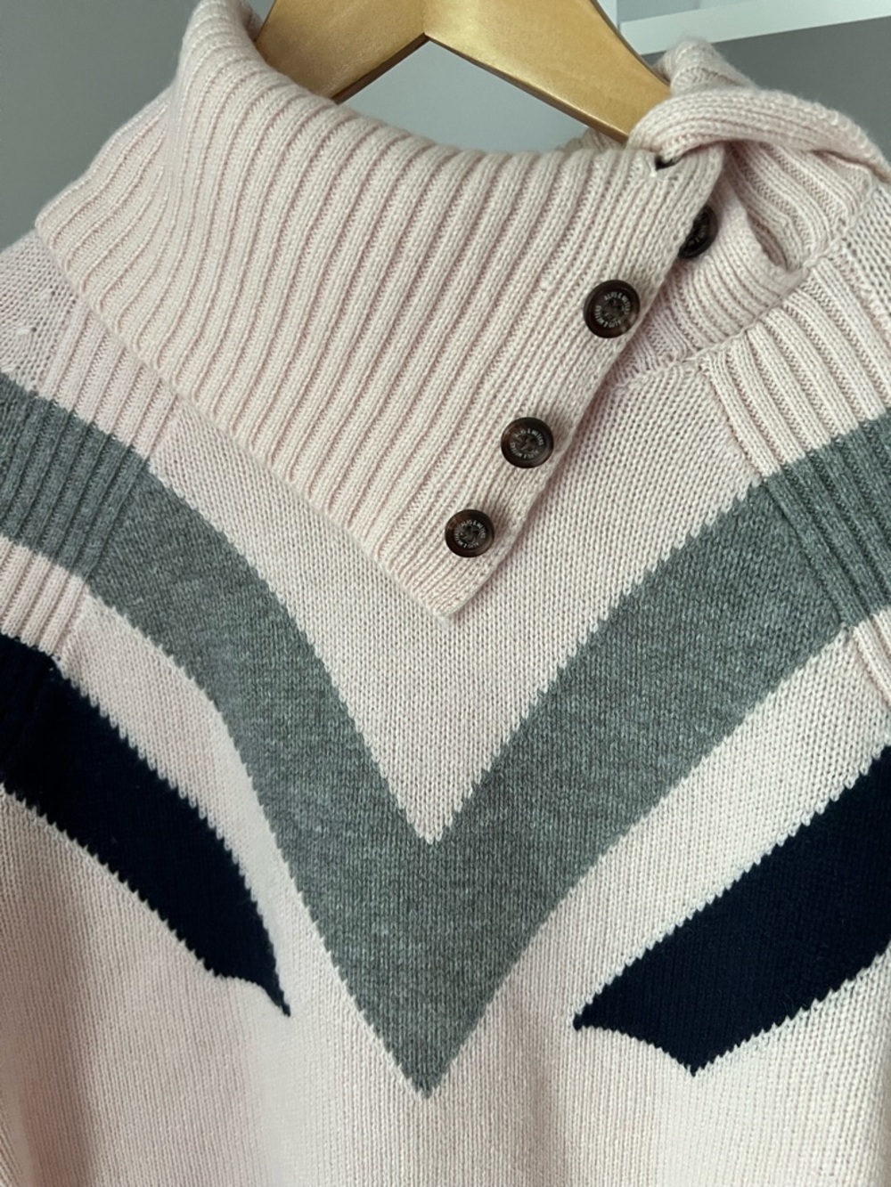 Alps & Meters Cozy Pink Chevron Turtleneck Sweater with Buttoned Collar - Picture 2 of 3